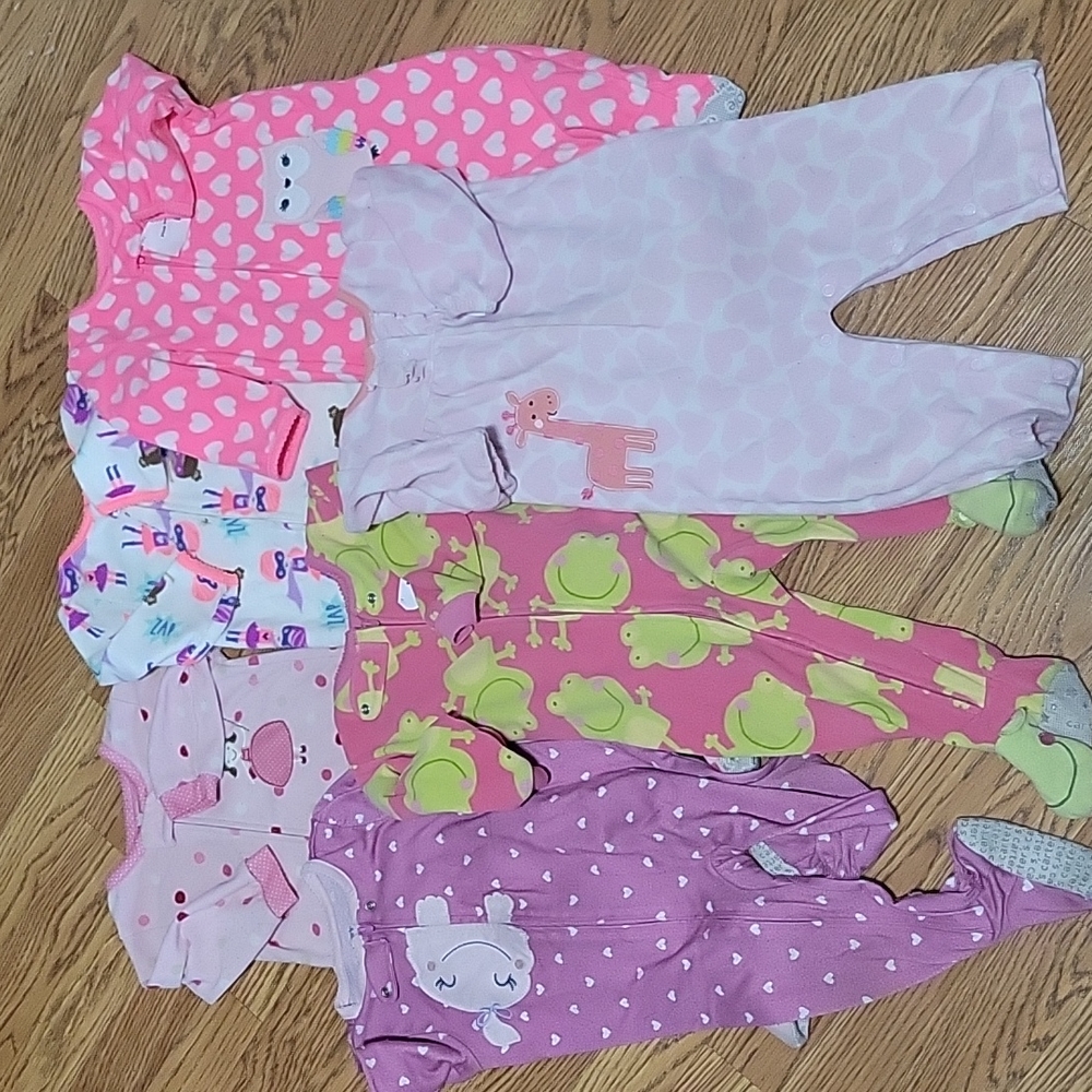 Lot of 6 footed PJs size 12 months